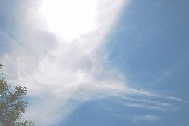 Auch kleinere, begrenzte Chemtrailwolkengebiete vermindern das Sonnenlicht betrchtlich.